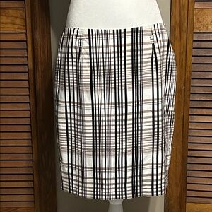 Apt. 9 White and Black Plaid Pencil Skirt